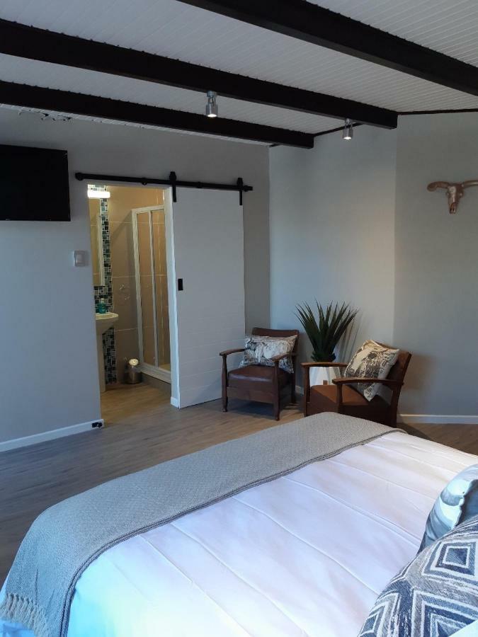 The Hillcrest Guesthouse イースト・ロンドン エクステリア 写真